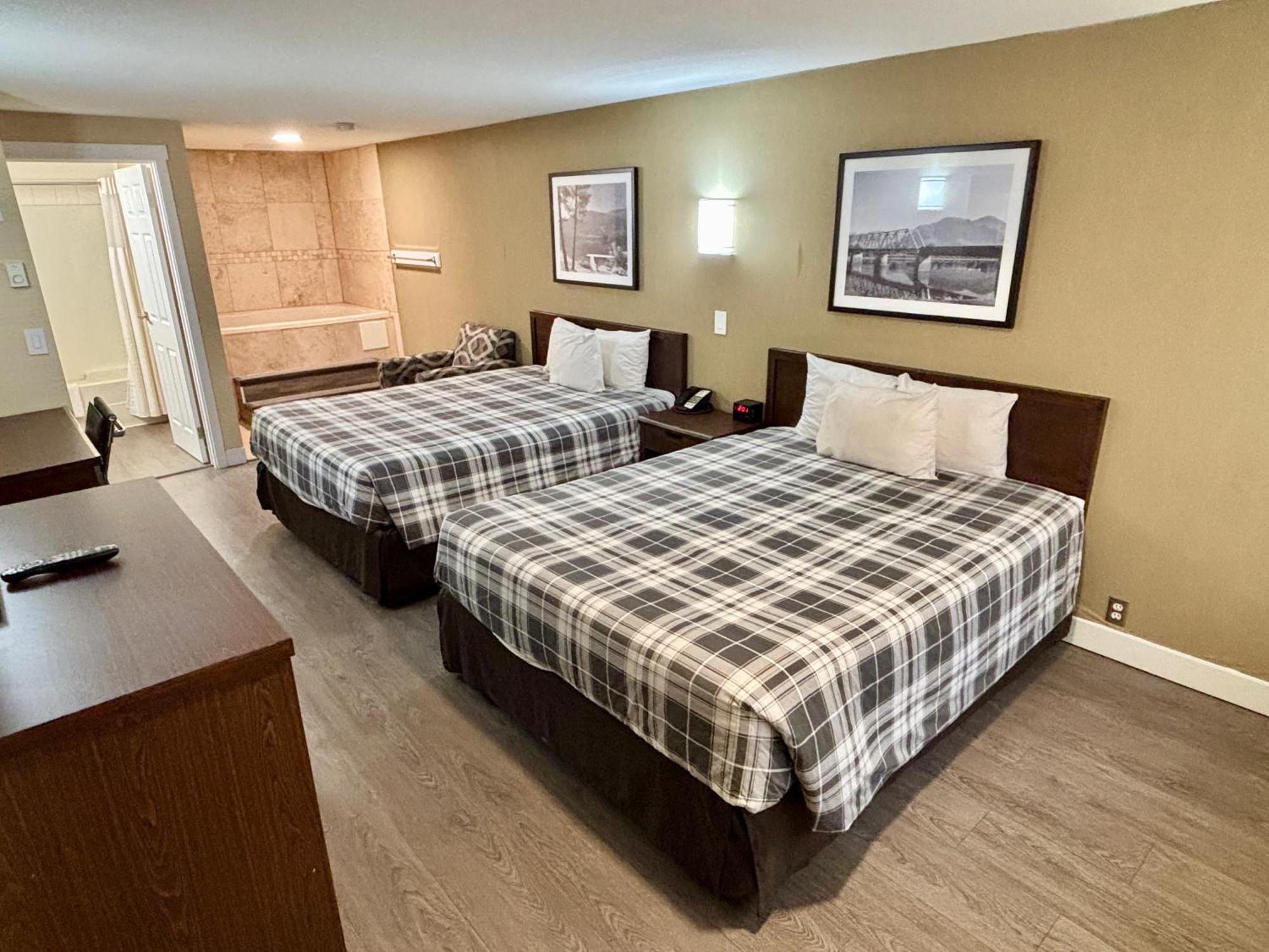 Rodeway Inn & Suites Κάμλουπς Εξωτερικό φωτογραφία