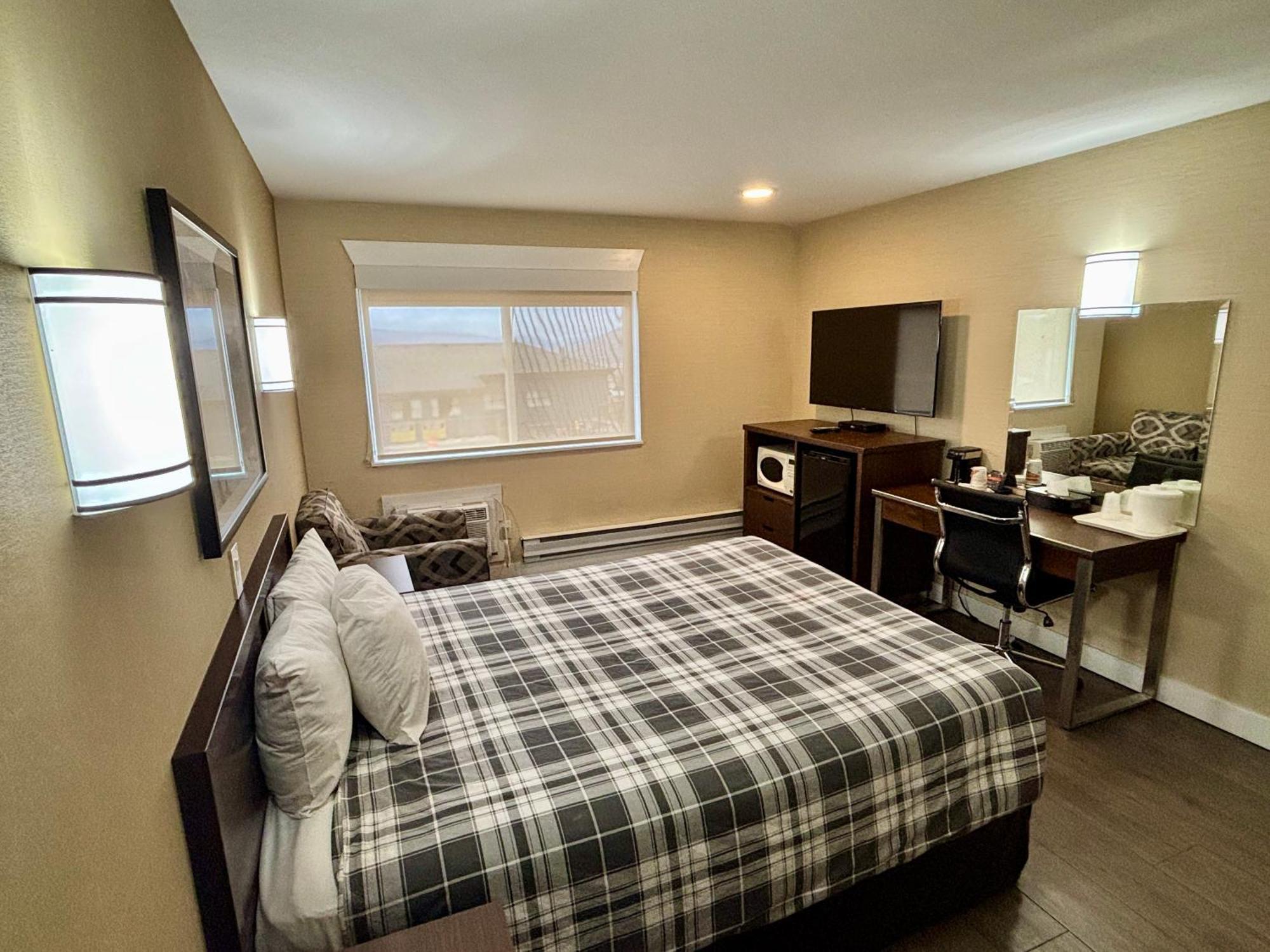 Rodeway Inn & Suites Κάμλουπς Εξωτερικό φωτογραφία