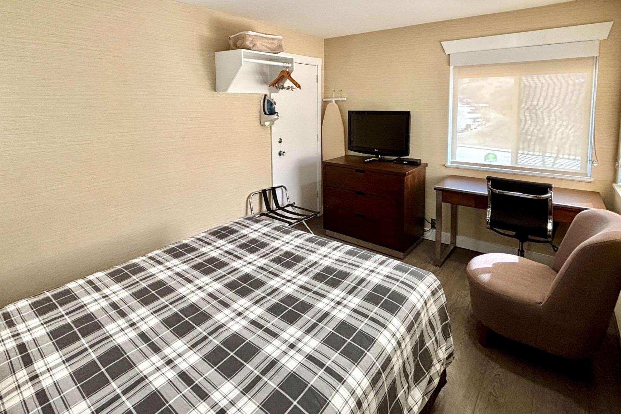 Rodeway Inn & Suites Κάμλουπς Εξωτερικό φωτογραφία