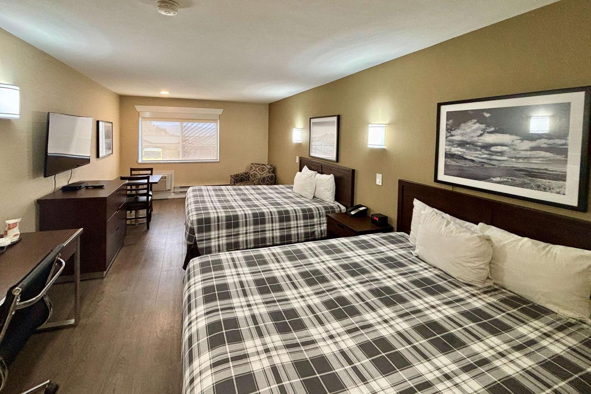Rodeway Inn & Suites Κάμλουπς Εξωτερικό φωτογραφία