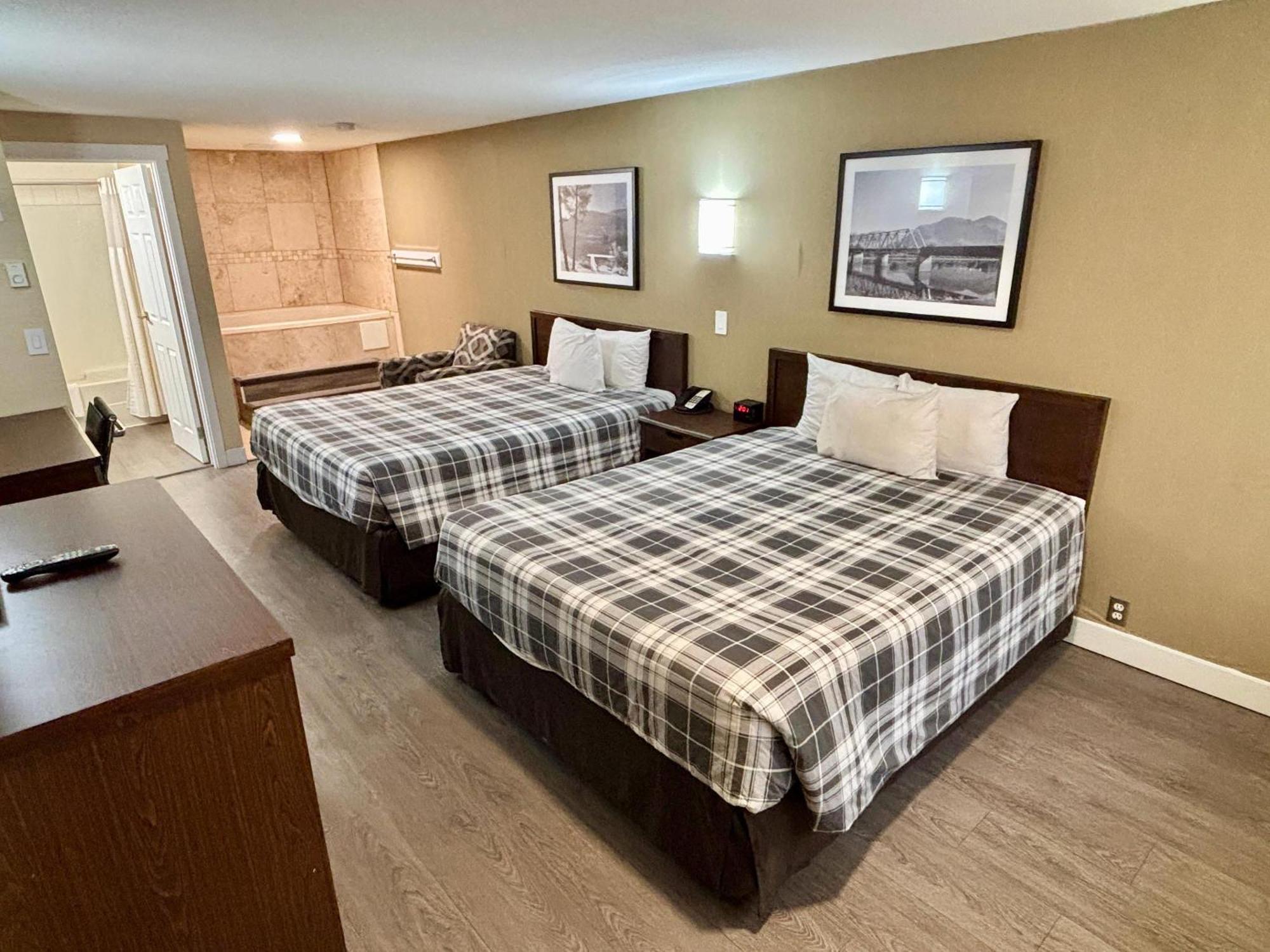 Rodeway Inn & Suites Κάμλουπς Εξωτερικό φωτογραφία