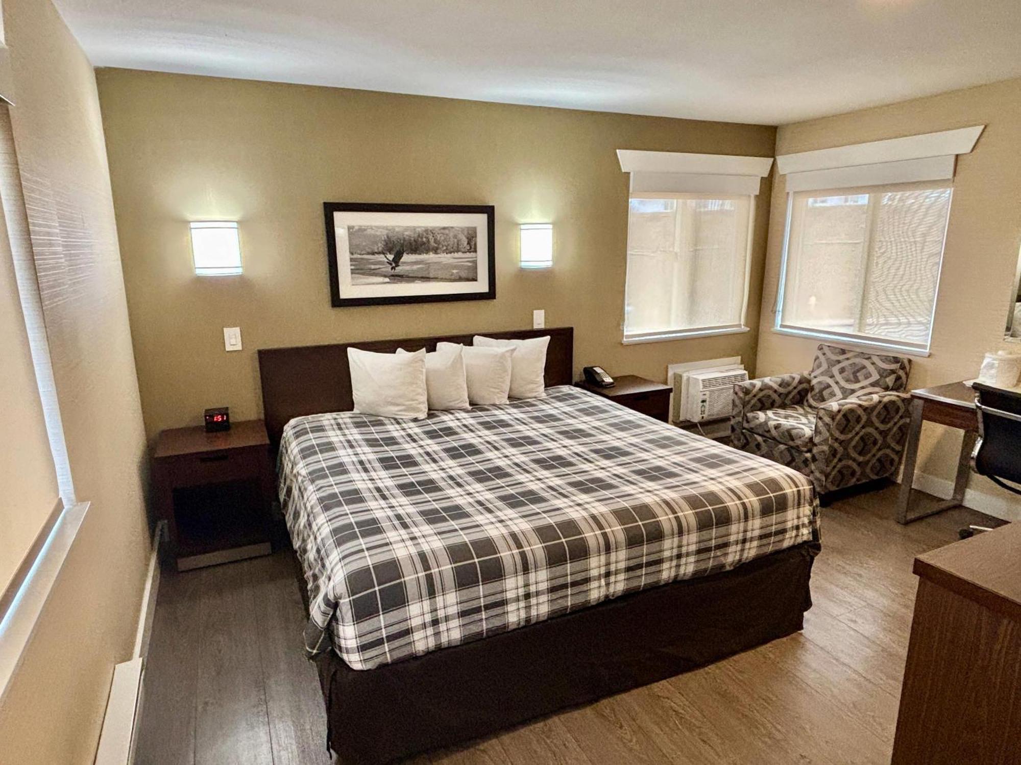 Rodeway Inn & Suites Κάμλουπς Εξωτερικό φωτογραφία